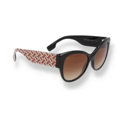 Burberry Solbriller -LINDA FARROW butikk 07c8c609d52ee9b8425c7be06bbc50db