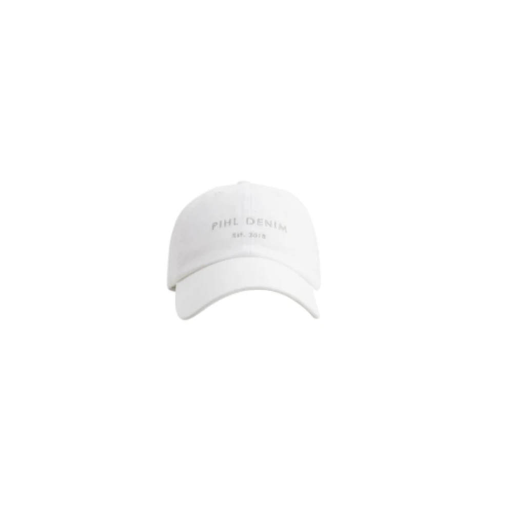 Camilla Pihl Cap 3 Camilla Pihl Cap