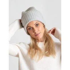 Kashmina Kashmirlue Oda 15 Kashmina Kashmirlue Oda -LINDA FARROW butikk 5d759a2d52dd1f01d48ff37d39f33881