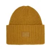 MOSS COPENHAGEN Kara Badge Beanie - Narcissus -LINDA FARROW butikk 9ceabb0685538934e02b45f16650bde5