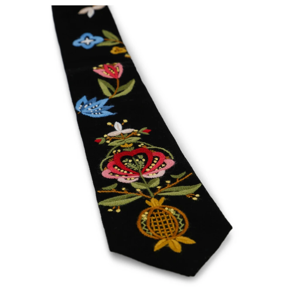 Svart Pascal Bunadshårbøyle Og Bunadslips Jelsa Rogaland 5 Svart Pascal Bunadshårbøyle Og Bunadslips Jelsa Rogaland - Bilde 3