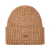 Ugg W Chunky Rib Beanie -LINDA FARROW butikk b0d63d487549e9b1a4386a3ce75cb52c
