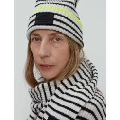Mørkegrå Melange/Winter Mads Nørgaard Recycled Island Anju Hat Lue -LINDA FARROW butikk be7cdd7d26977042b01d3f9ee99a612d