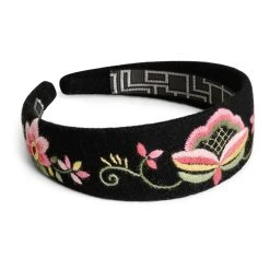 Svart Pascal Bunadshårbøyle Og Bunadslips Lundeby -LINDA FARROW butikk dd02b170d6364531c8a3fb8dea831ddc