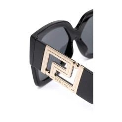 Versace Sunglasses -LINDA FARROW butikk ec8de90bc2cd0149d170f77703776a16